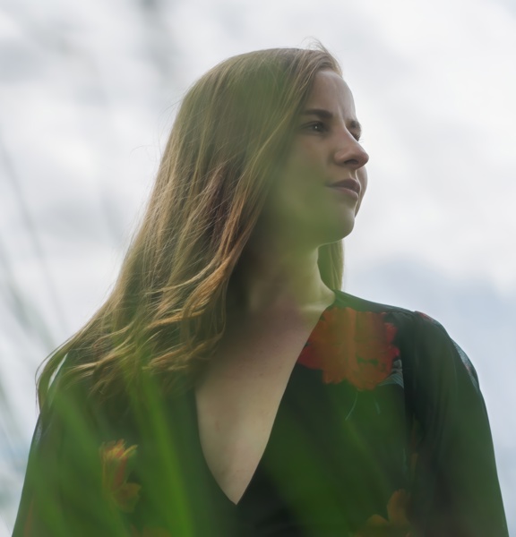 Artist, Beth Malcolm. Credit Magnus Graham