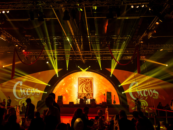 Stage set up